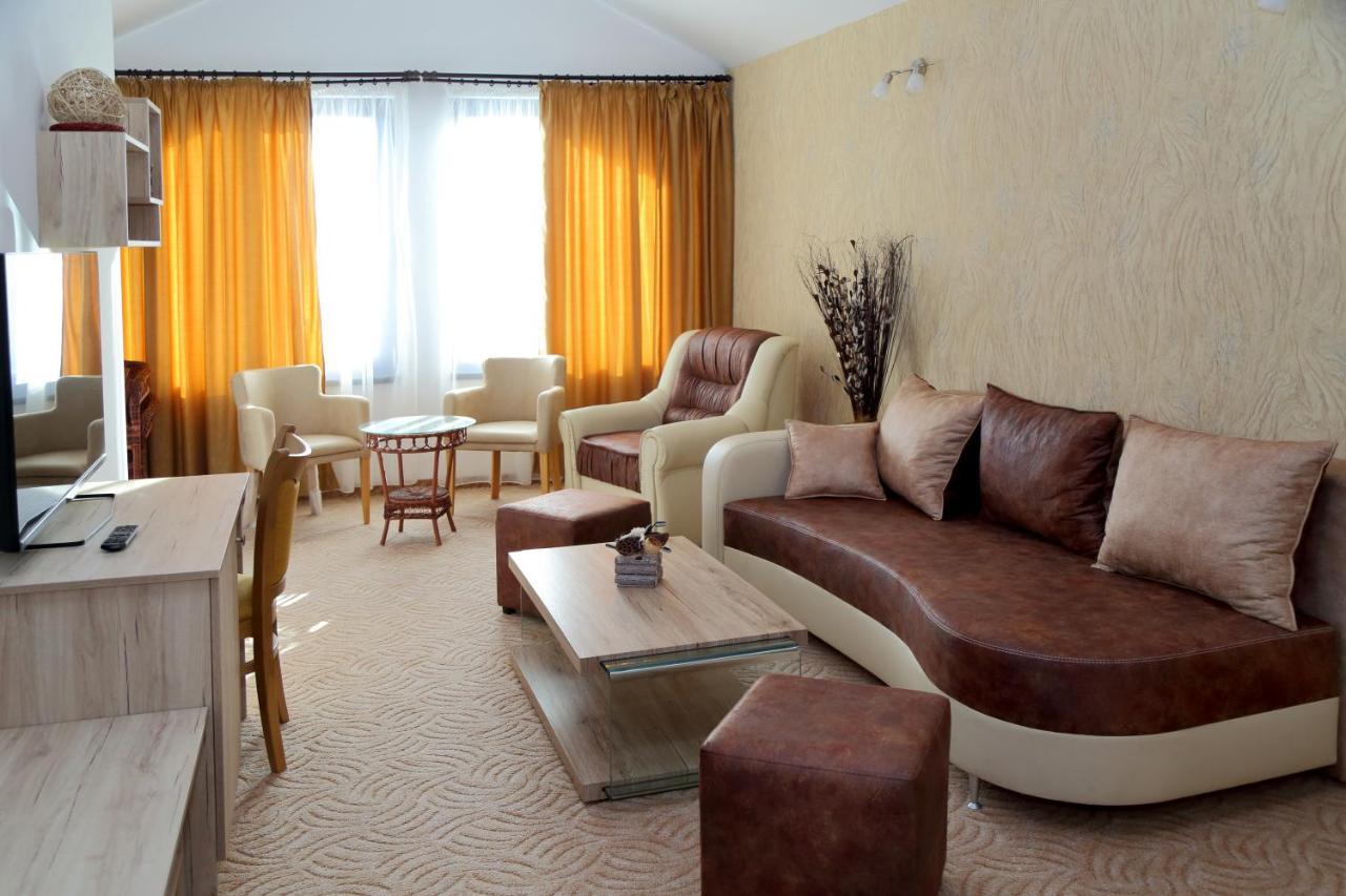 Guest House Saint Petka Veliko Tărnovo Esterno foto