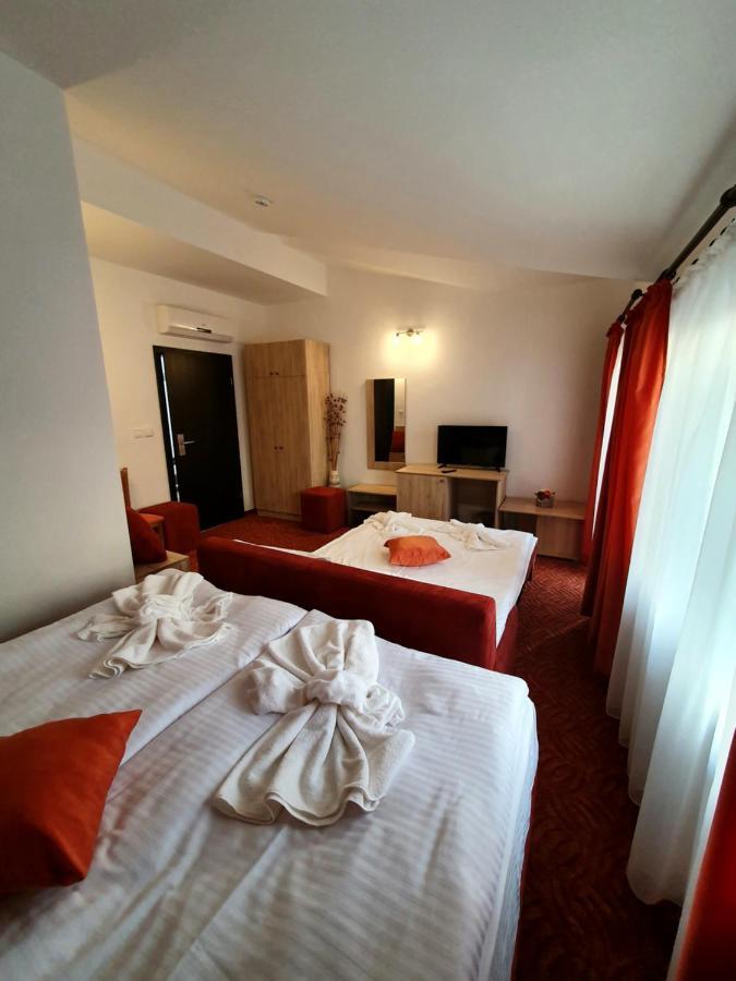 Guest House Saint Petka Veliko Tărnovo Esterno foto