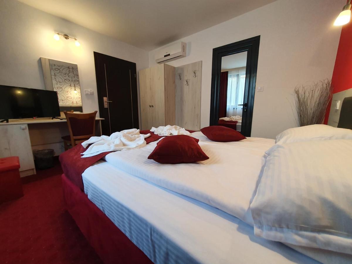 Guest House Saint Petka Veliko Tărnovo Esterno foto
