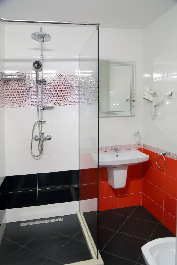 Guest House Saint Petka Veliko Tărnovo Esterno foto