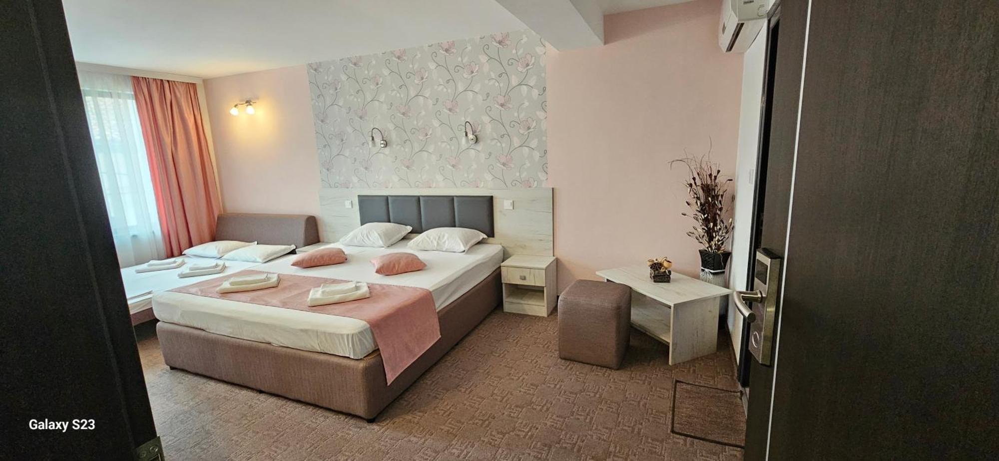 Guest House Saint Petka Veliko Tărnovo Esterno foto